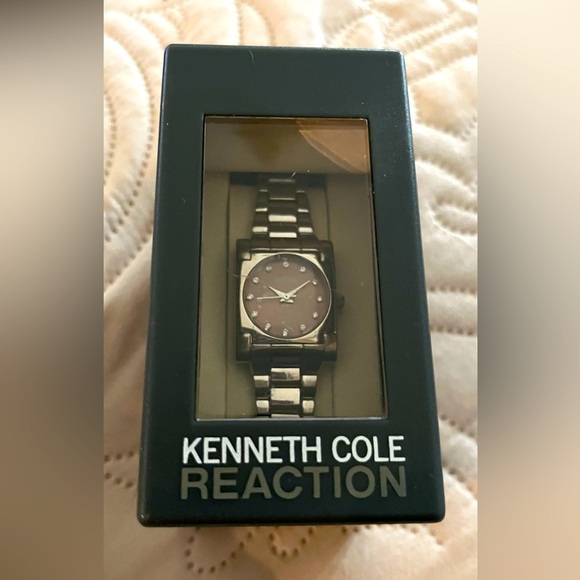 New Kenneth Cole Reaction Women’s Stainless Watch - Picture 1 of 5